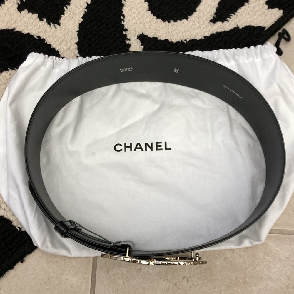 Wide Chanel belt - Picture 12 of 17